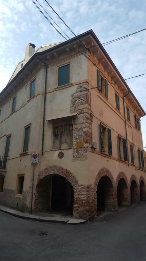 La Casa Sui Portici Appartement Verona Buitenkant foto